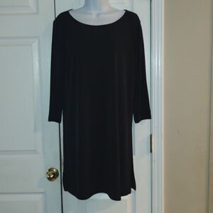 Susan Gravers Everyday Black side slit tunic Sz M NWOT